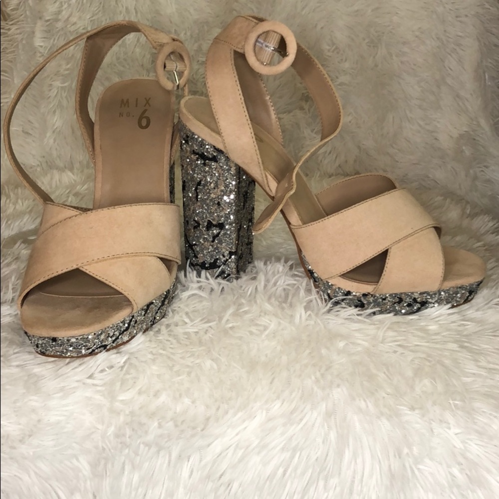 New Never Worn Chunky Heal MIX NO.6 Heels - Picture 4 of 4